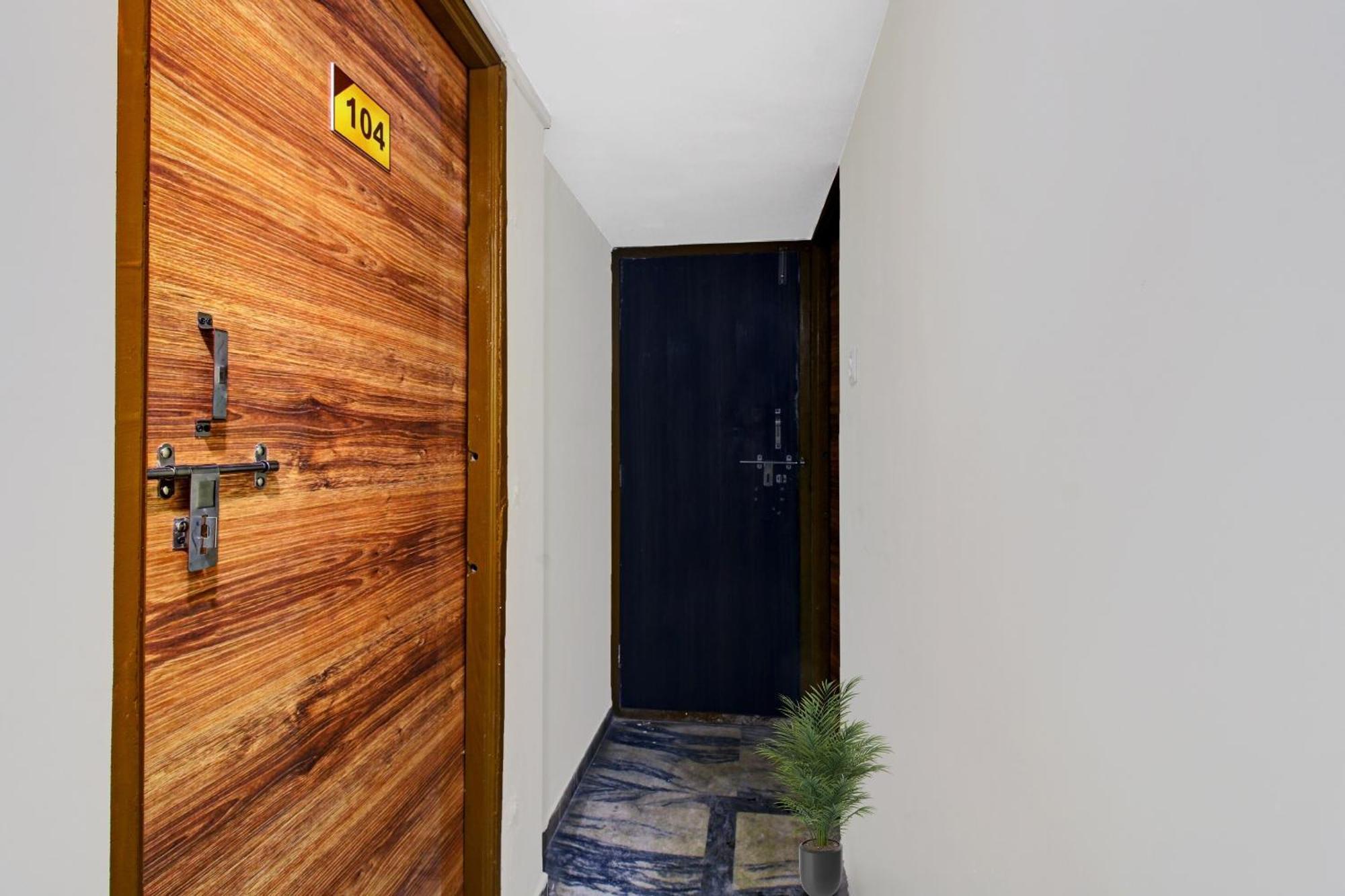 נאגפור Hotel O Gopika Stay Inn מראה חיצוני תמונה