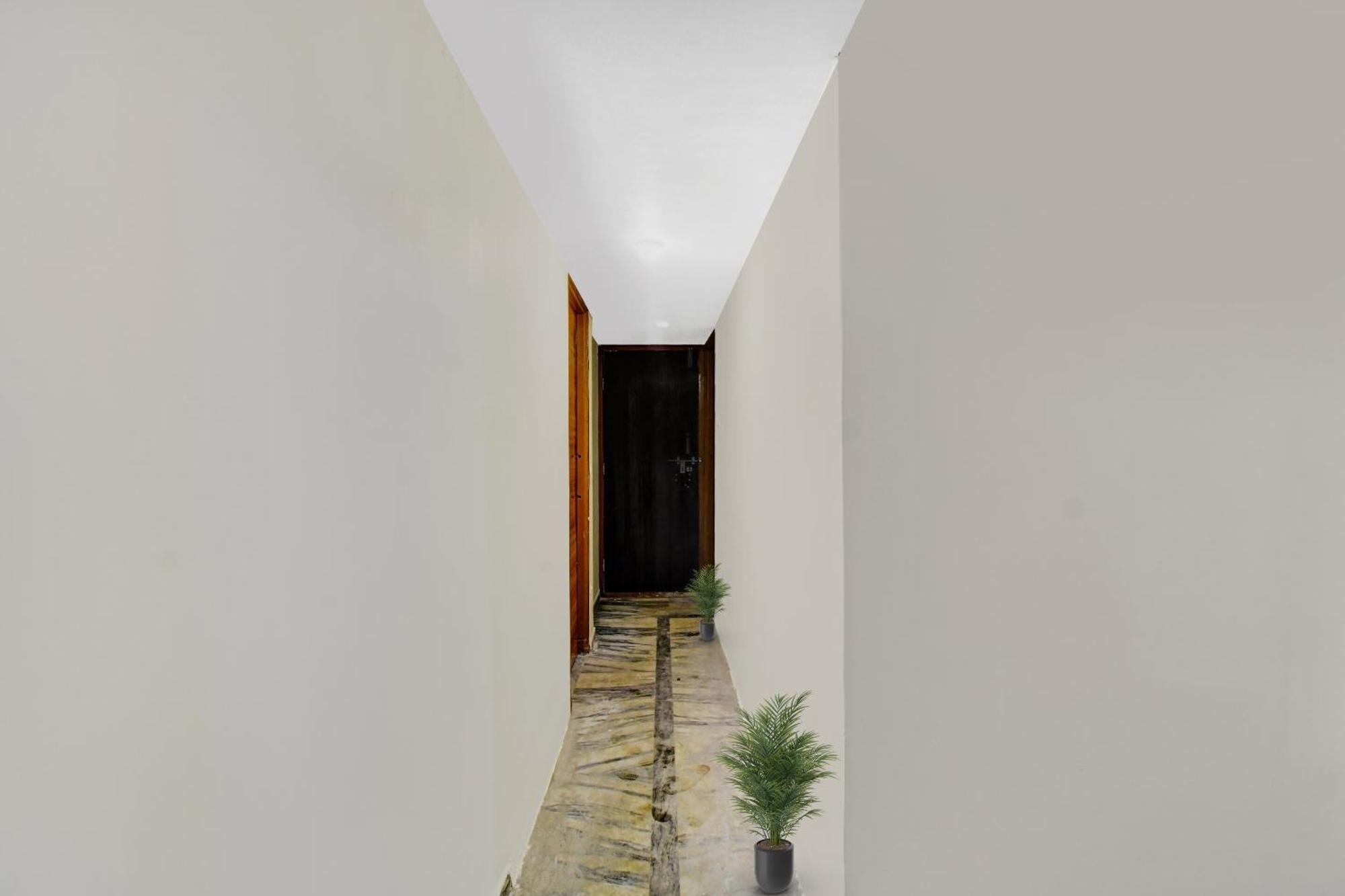 נאגפור Hotel O Gopika Stay Inn מראה חיצוני תמונה
